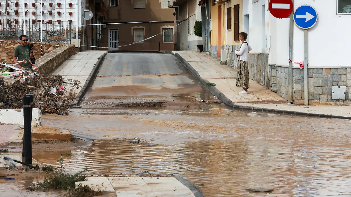 Heavy rains in Spain's Murcia and Valencia regions