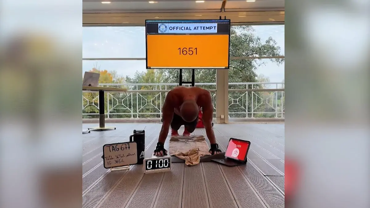 Ilja Mazar macht 1.651 Liegestütze in einer Stunde – Weltrekord! Versuch in Düsseldorf