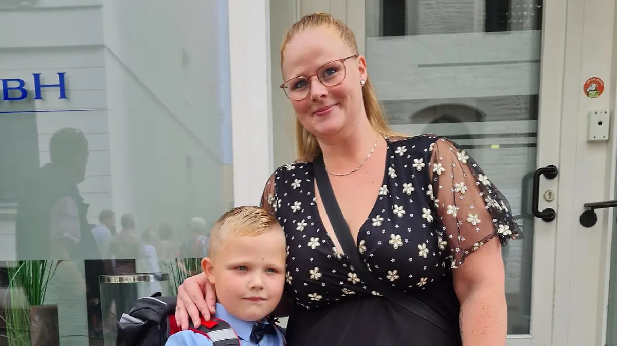 Fabians (†8) aus Güstrow ist tot! Freundin der Familie steht seiner Mama  rund um die Uhr bei