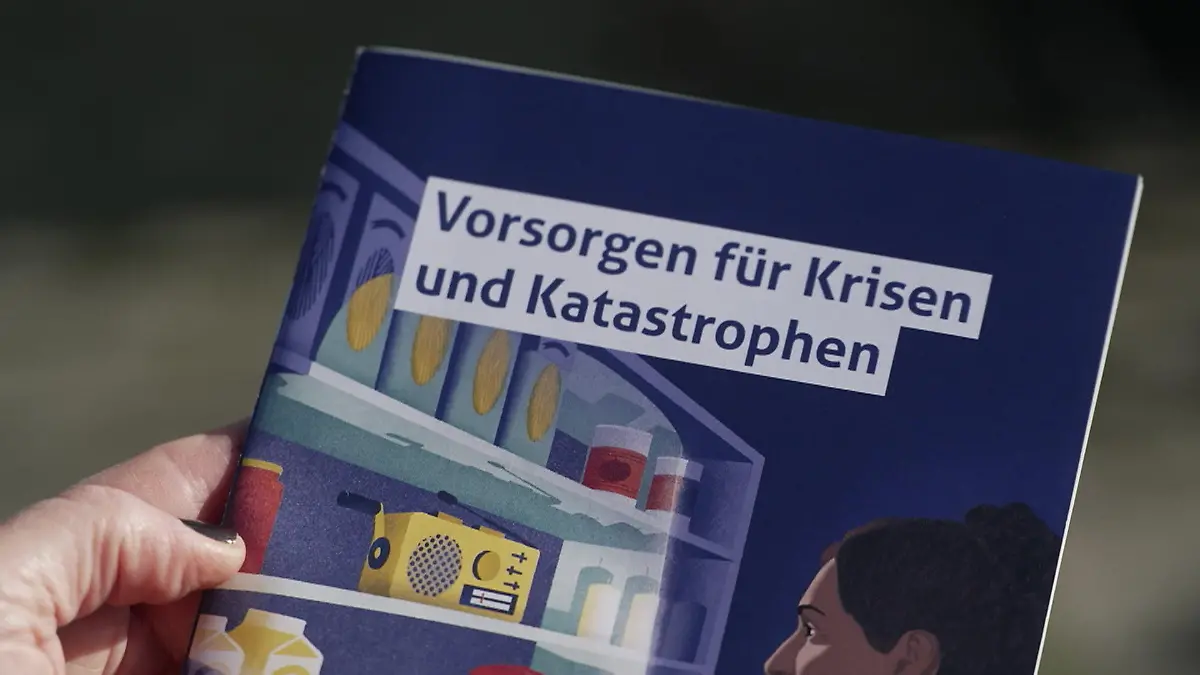 Diese Vorräte für den Katastrophenfall solltet ihr zu Hause haben Bundesamt warnt nun auch vor „Explosionen”!