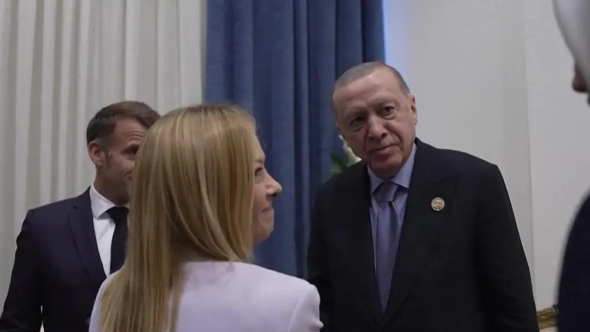 Seitenhieb gegen Meloni! Erst Kompliment, dann haut Erdoğan DAS raus Italiens Premierministerin kontert gekonnt