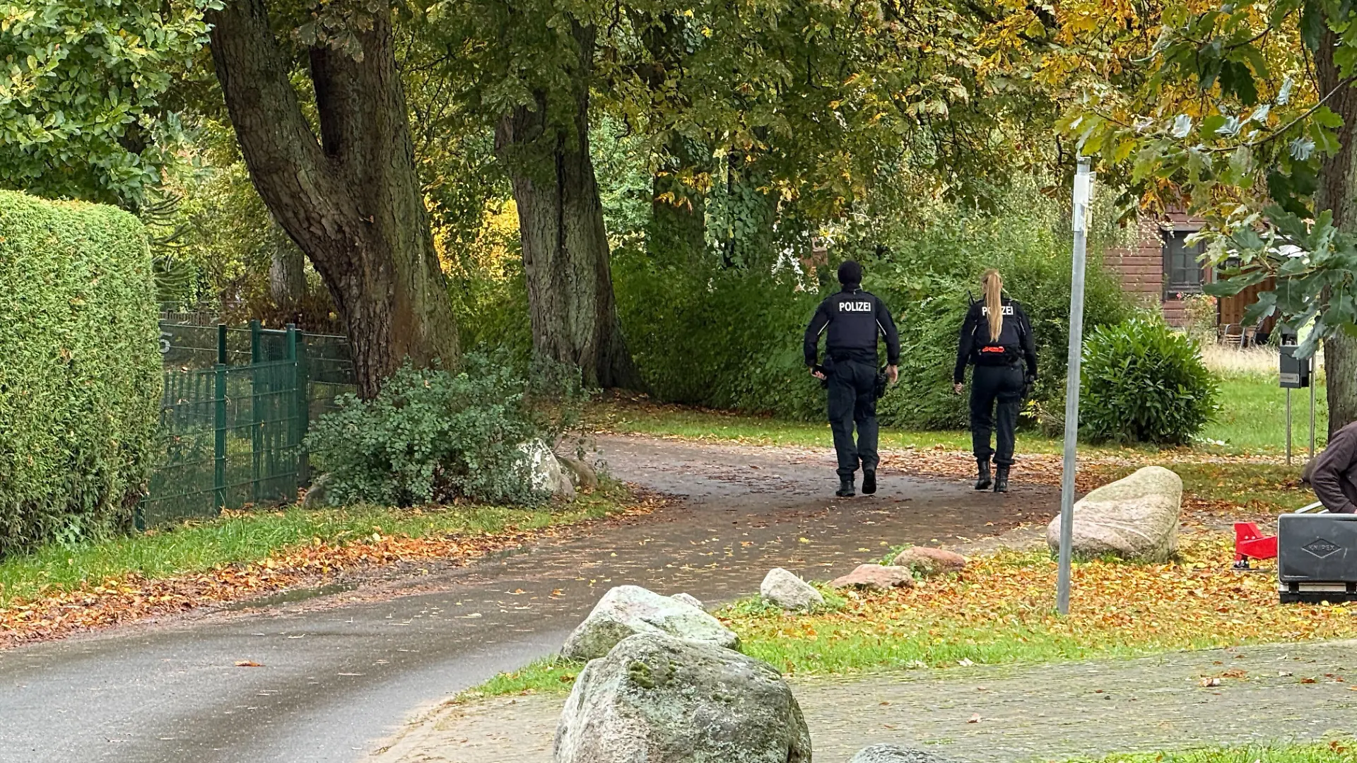 Am Ende dieses Feldwegs soll die Kinderleiche gefunden worden sein