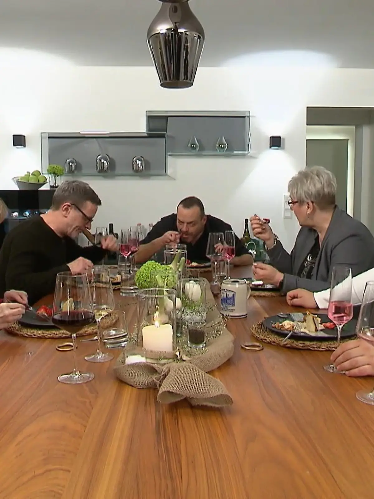 Bild zu: "Da hat Thomas es aber mit dem Salz etwas zu gut gemeint"
