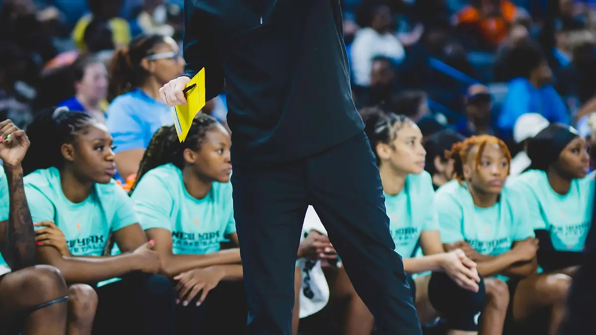 Lange war in den USA für New York Liberty tätig.