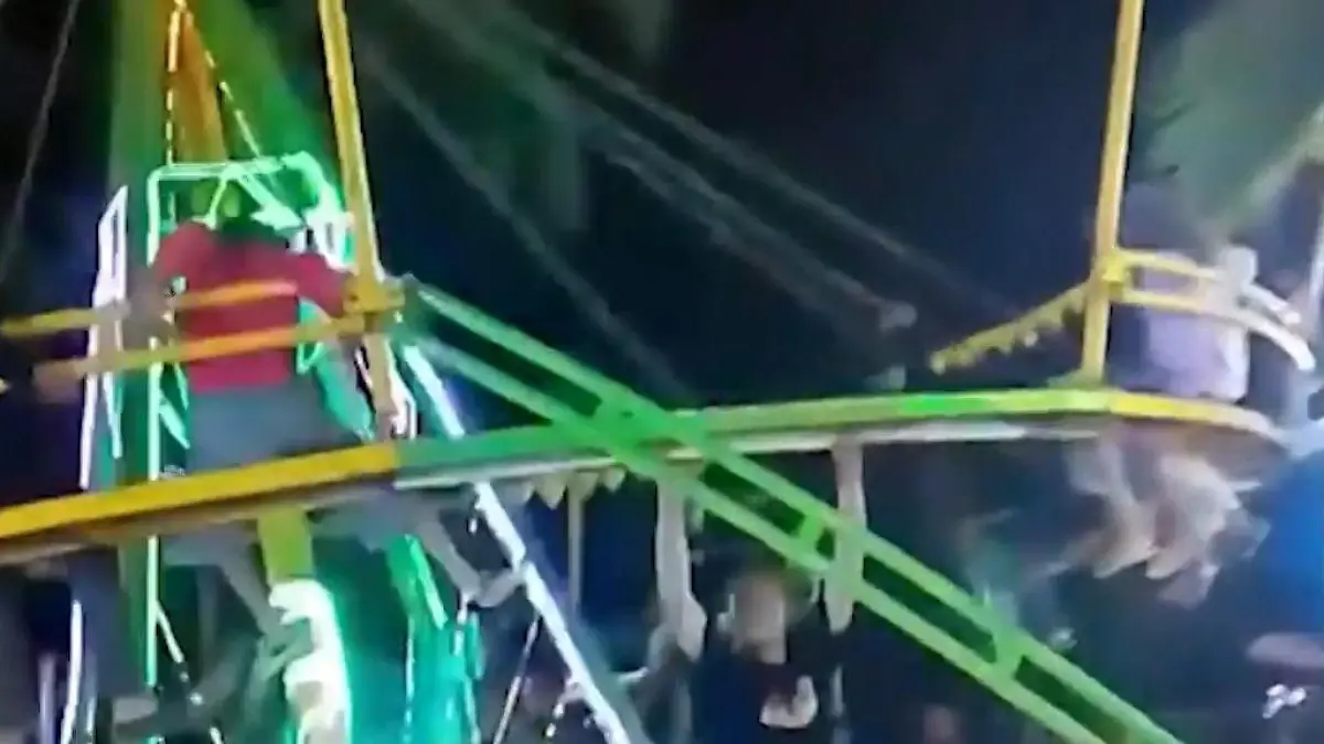 Während Fahrt! Kirmes-Karussell bricht in sich zusammen - mehrere Verletzte Sie können sich nicht festhalten