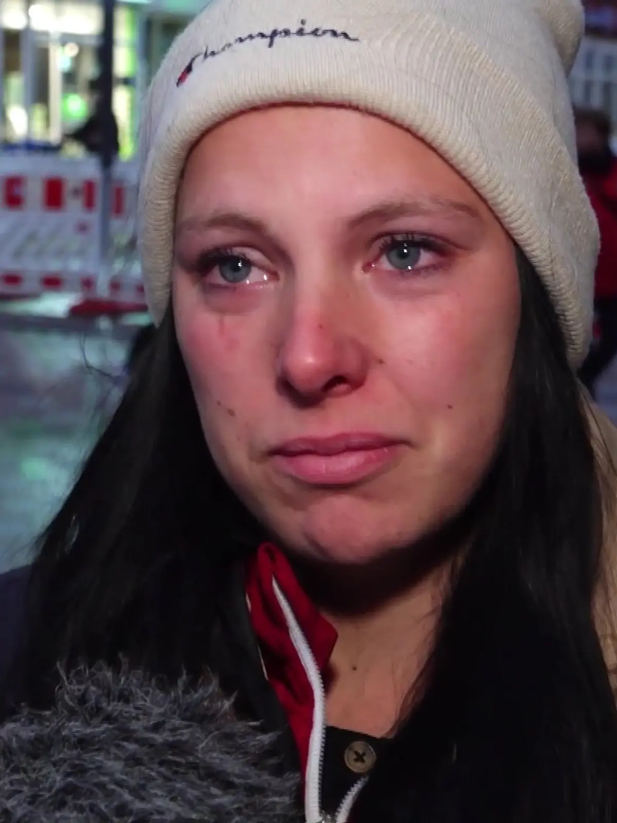 Daniela Reinholdt weint um Fabian aus Güstrow
