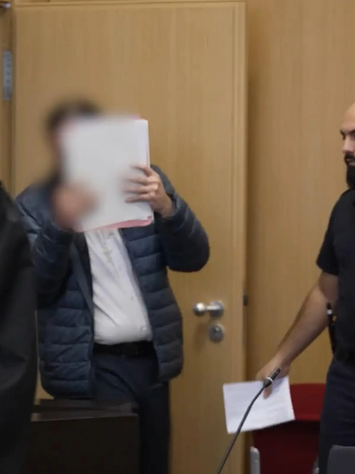 Bild zu: "Opfer überfahren - Prozessauftakt"