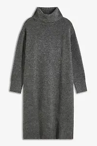 Graues Strickkleid mit Schlitz