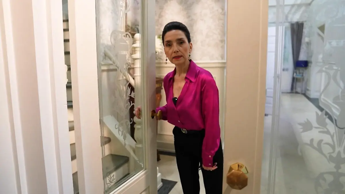 Tatjana Clasing zeigt die modernisierte Steinkamp-Villa AWZ-Set erstrahlt in neuem Glanz