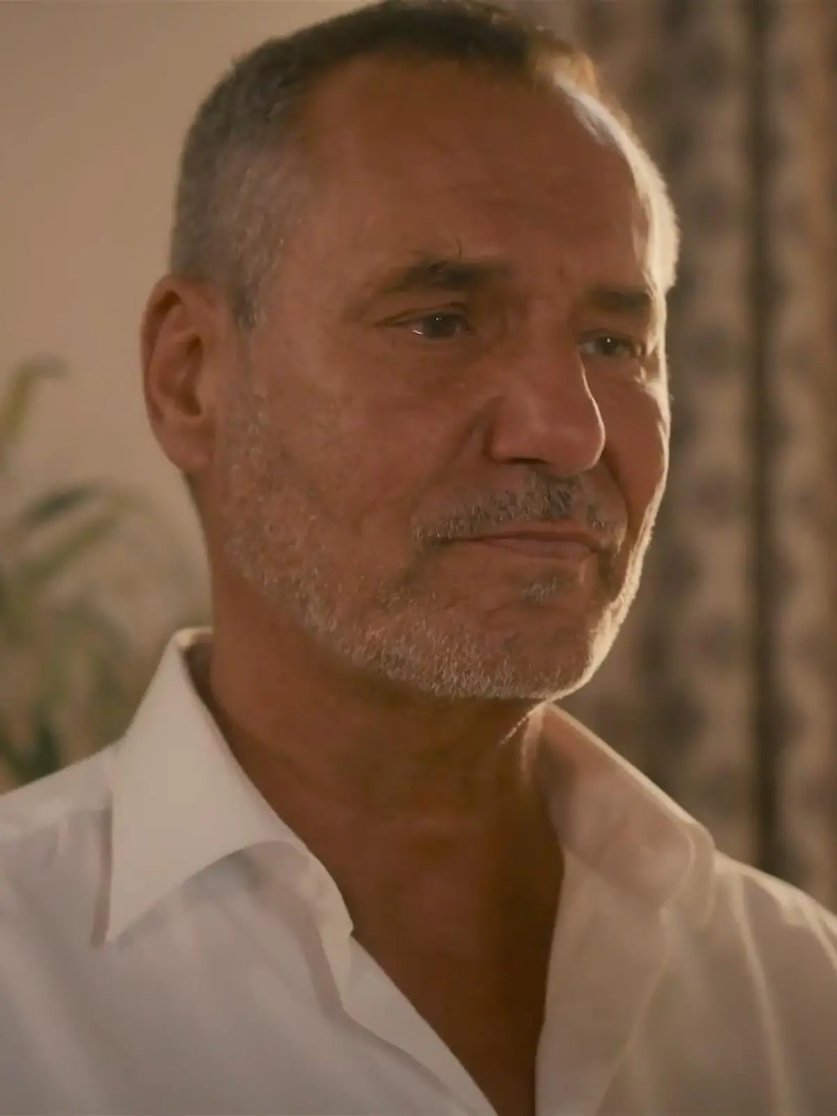 AWZ: Richard sagt Simone, dass er bald sterben wird