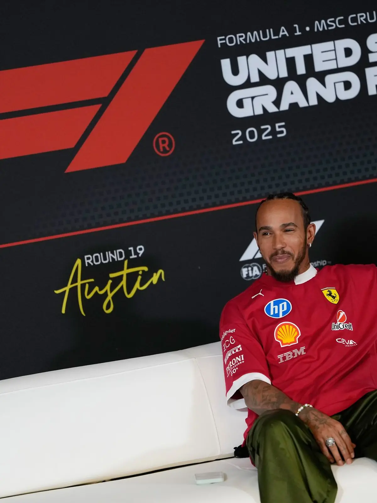 Bild zu: "Gerüchte um Horner und Ferrari - Hamilton: «Nicht hilfreich»"