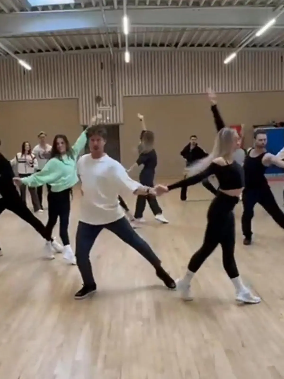 Bild zu: "Proben zur „Let’s Dance"-Tour gestartet – wir zeigen exklusive Aufnahmen!"
