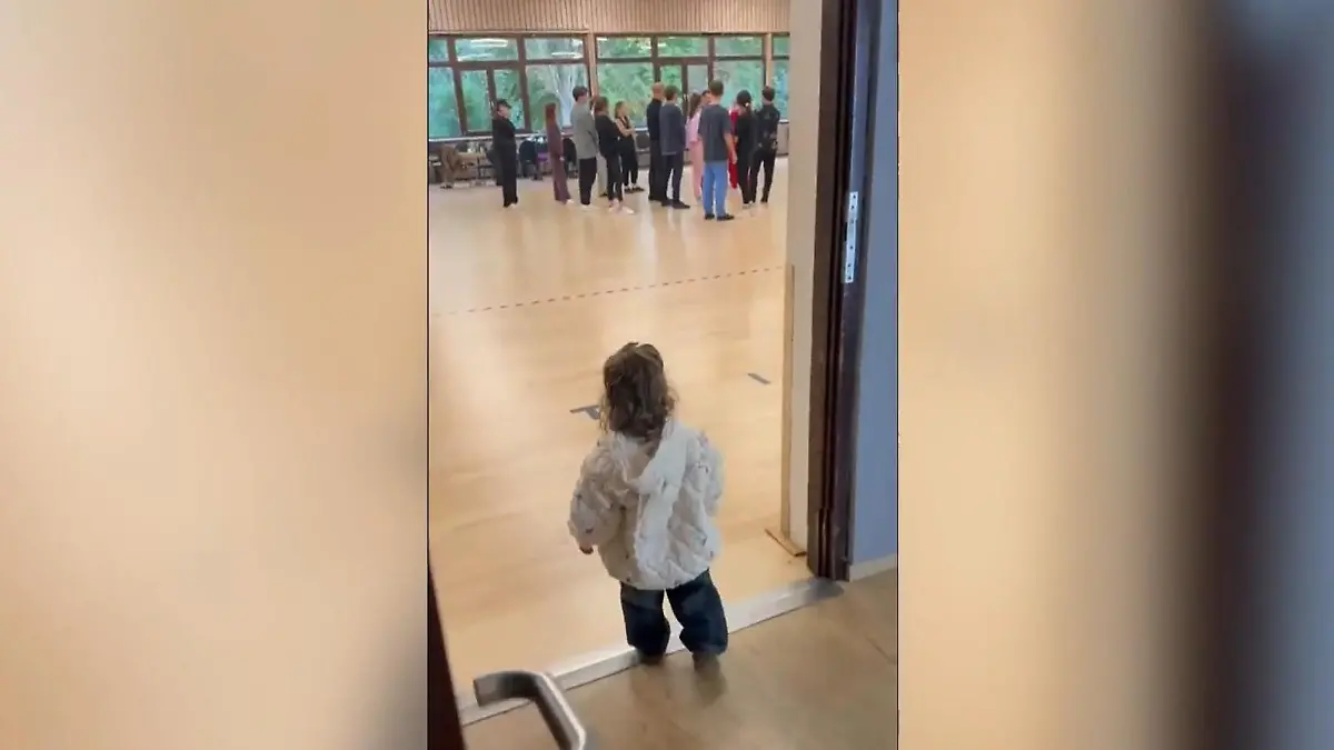 Hoher Besuch beim „Let’s Dance”-Tour-Training Stella Lusin feuert die Profis an!