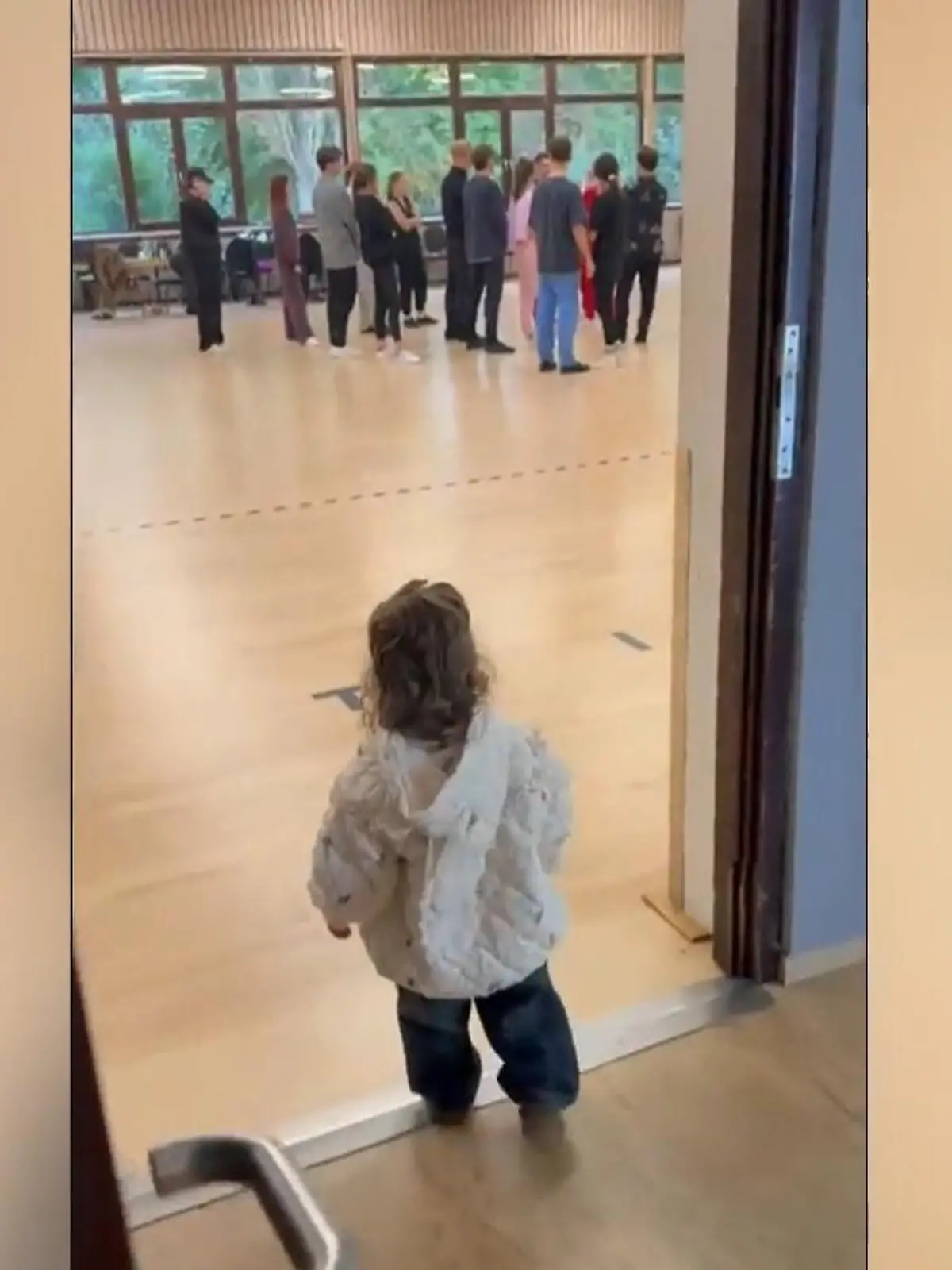 Bild zu: "Hoher Besuch beim „Let’s Dance”-Tour-Training"