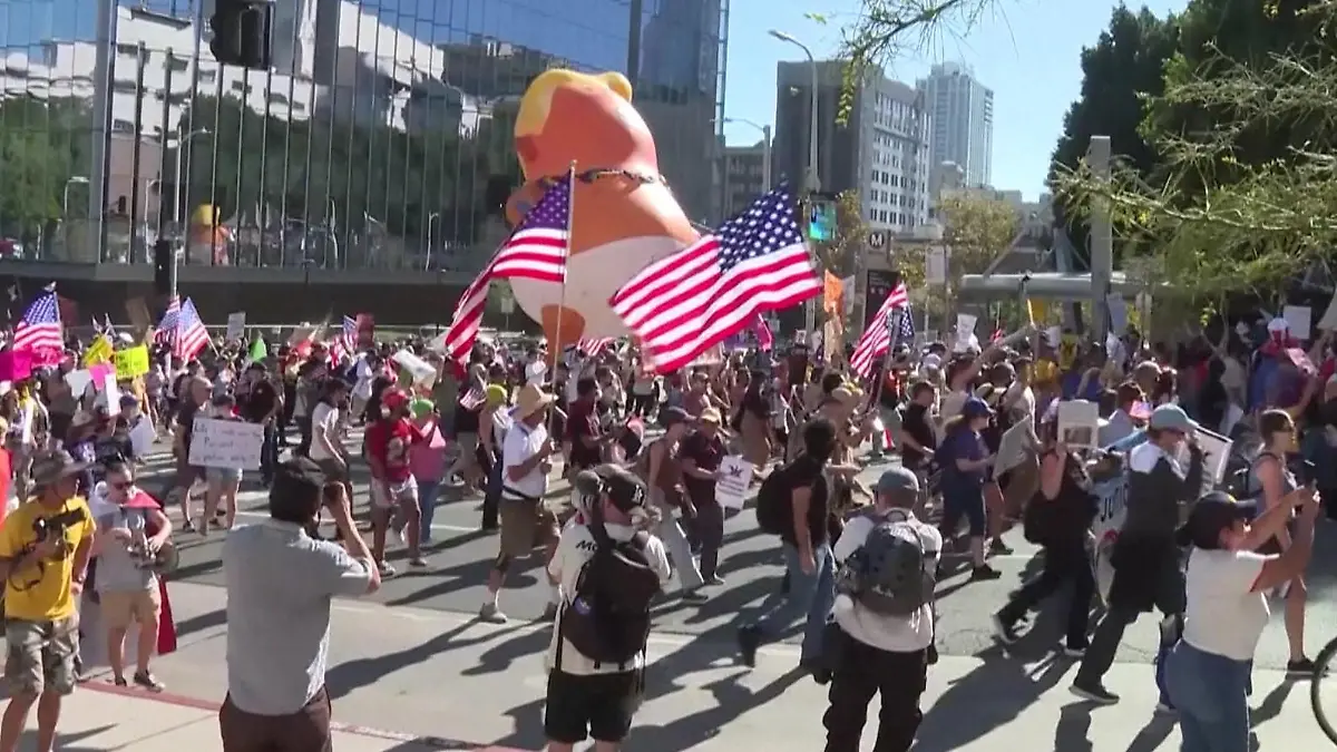 Millionen auf den Straßen! Massenproteste gegen Donald Trump in den USA Ihr Vorwürfe sind deutlich