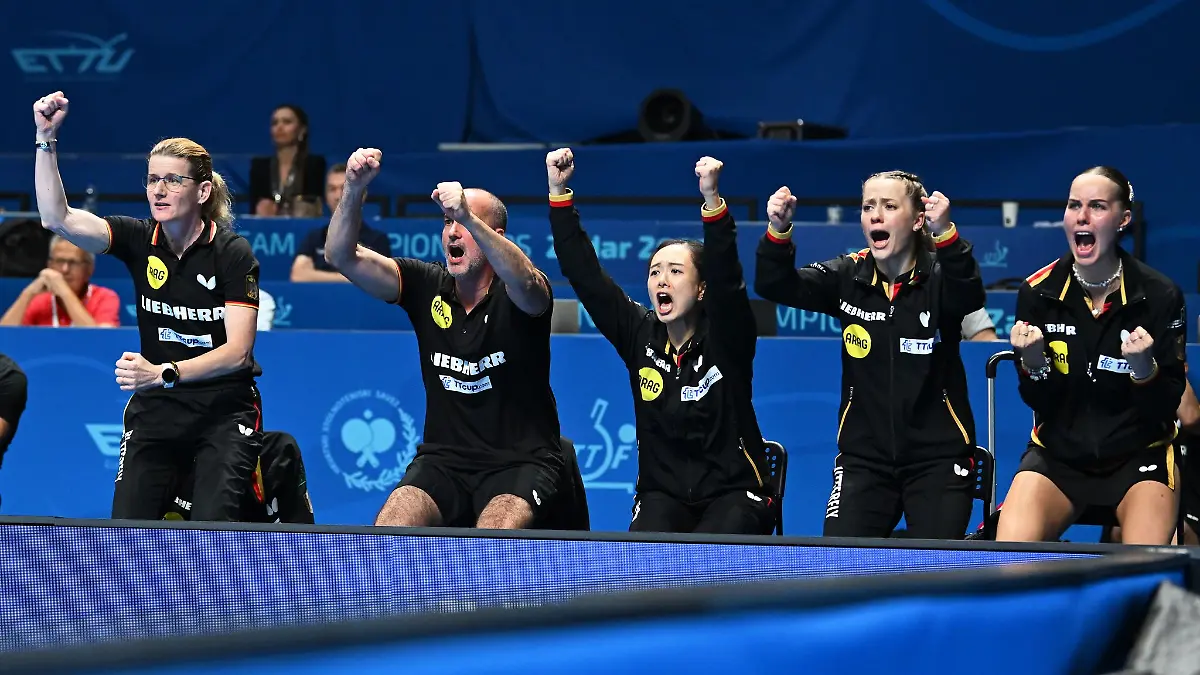 Kaufmann-jubelt-Zehnter-EM-Titel-f-r-Tischtennis-Team