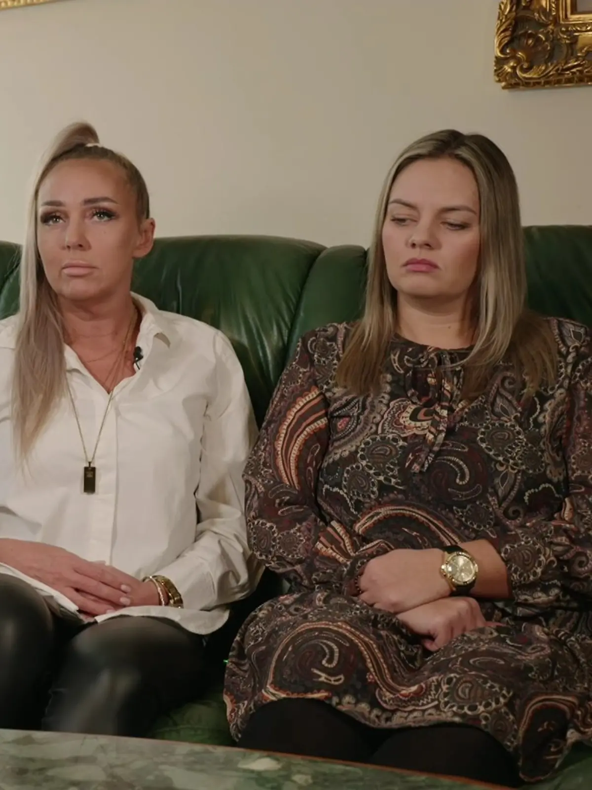 Mirellas Freundinnen Luiza, Aleksandra und Laura versprechen: „Wir machen alles, um sie da herauszukriegen!“