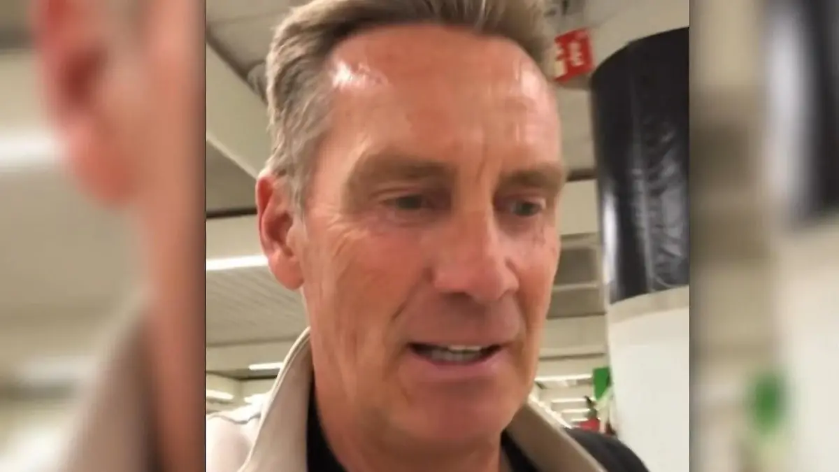 Drohnenalarm und kaum noch Sprit! Jürgen Milskis Flieger kann nicht auf Mallorca landen Unerwartete Turbulenzen