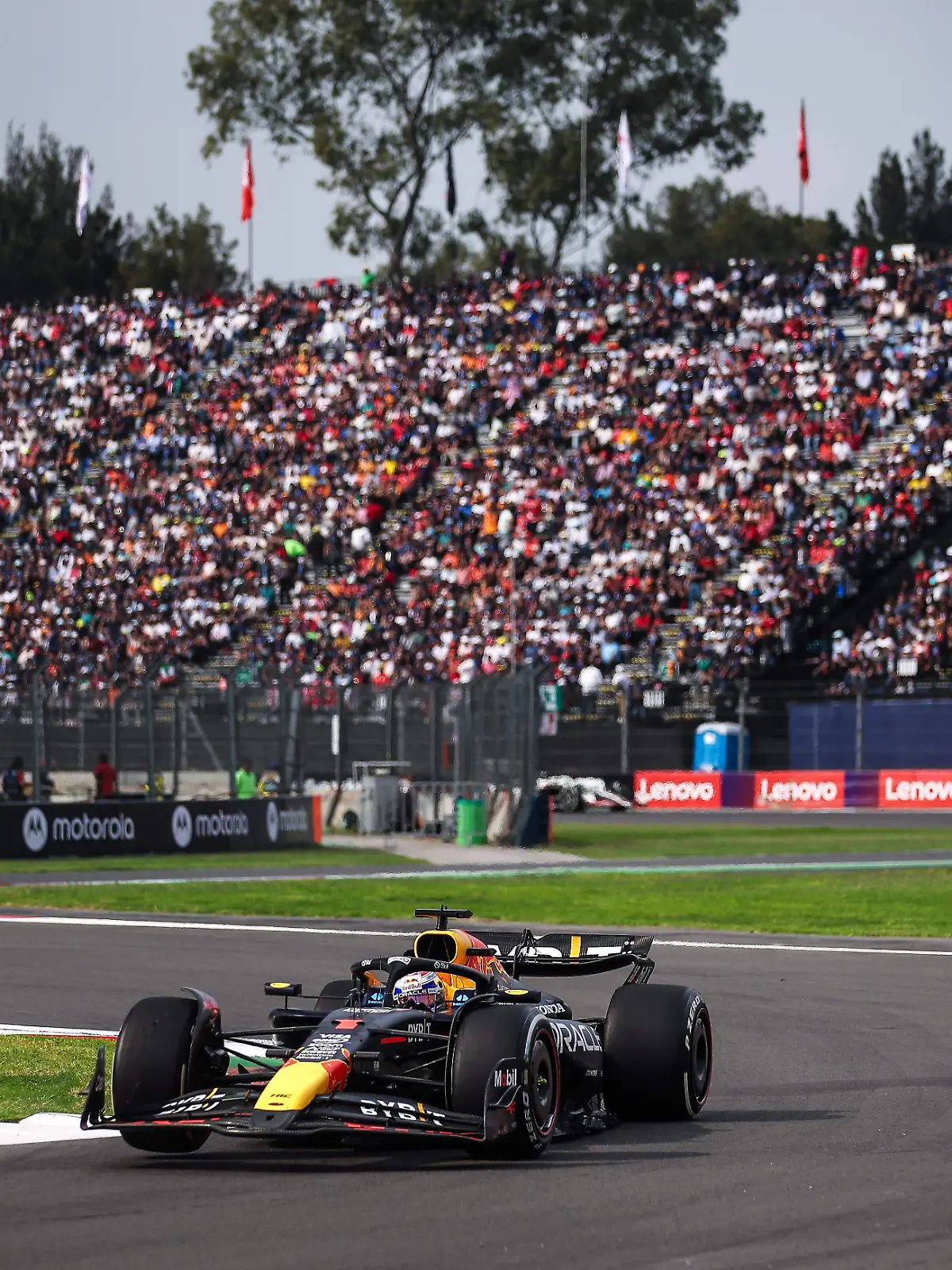 Fährt Max Verstappen in Mexiko vorneweg? Alle Infos zu TV-Übertragung und Live-Stream des Mexiko-GPs 2025 gibt’s hier.