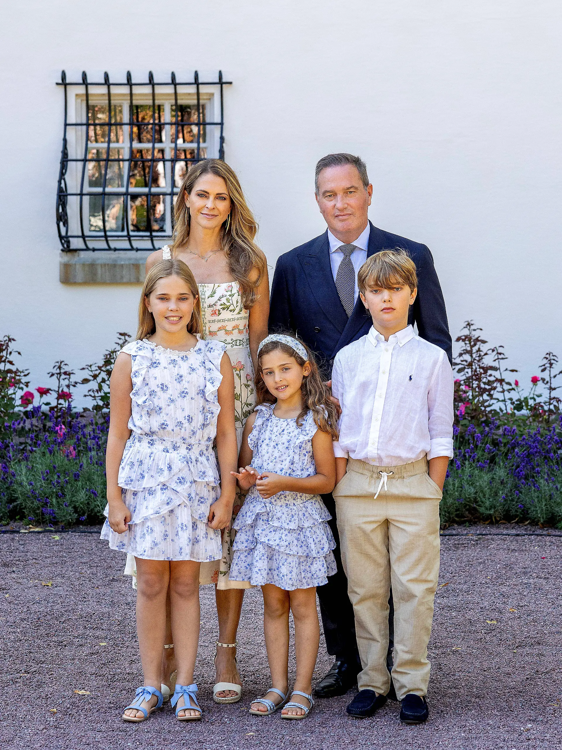 Bild zu: "Prinzessin Madeleine von Schweden teilt seltenes Foto von ihrem einzigen Sohn"