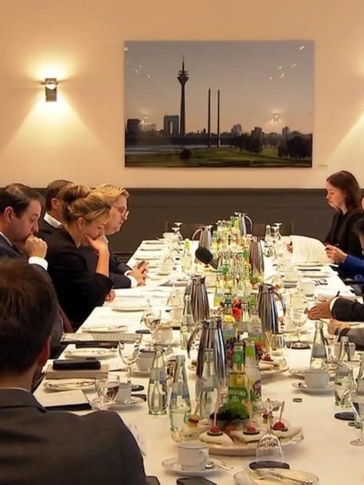 Bild zu: "Debatte um Verteidigungsfähigkeit"