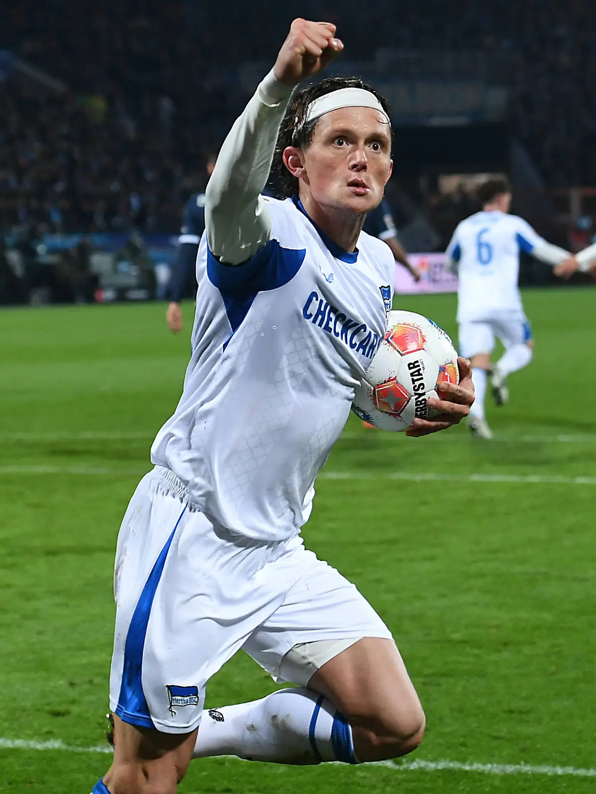 Trifft Fabian Reese wieder? Das Topspiel der 2. Bundesliga Hertha BSC gegen Fortuna Düsseldorf seht ihr bei RTL im Free-TV oder online im Stream