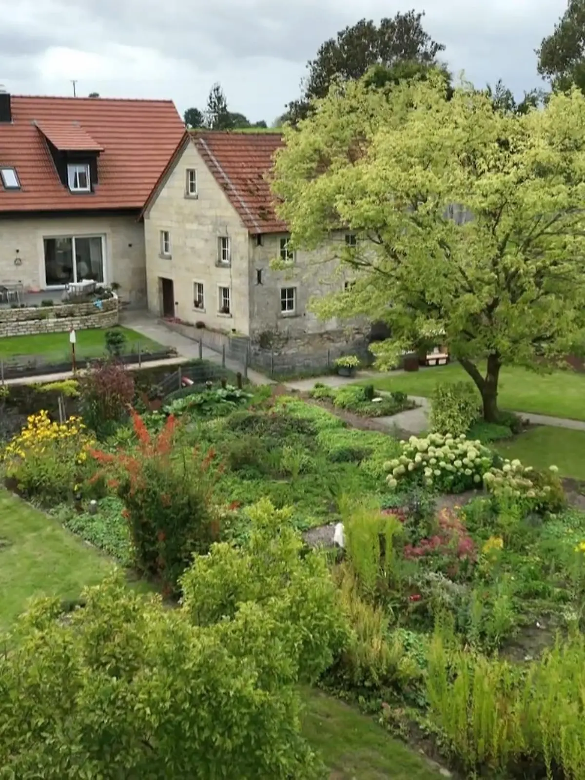 Bild zu: "Neues Projekt: Einen Hof von 1880 in ein altersgerechtes Gartenparadies umgestalten"