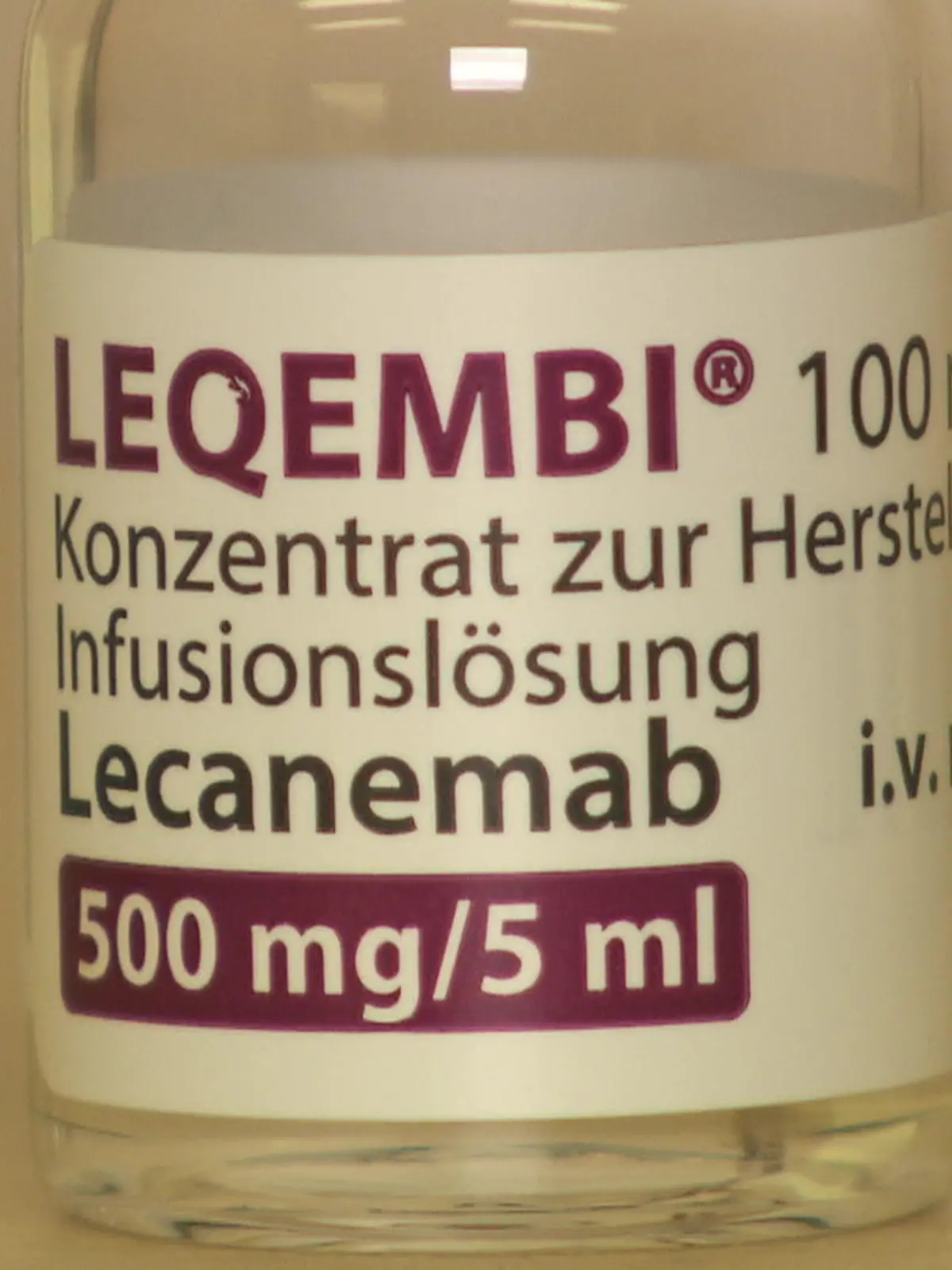 Bild zu: "Medikament gegen Alzheimer"