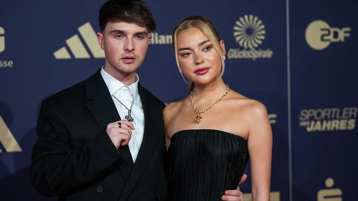 Mike Singer und Sophie Lilian Marstatt