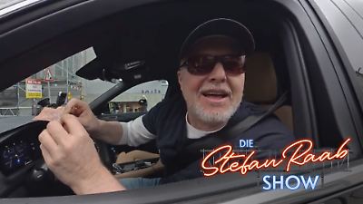 Bild zu: "Folge 5: Raab macht Menschen glücklich, weil sie hupen"