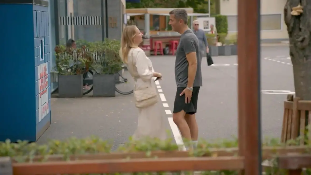 AWZ-Folge vom 23.10.25 auf RTL+: Isabelle weicht Dragans Annäherung aus