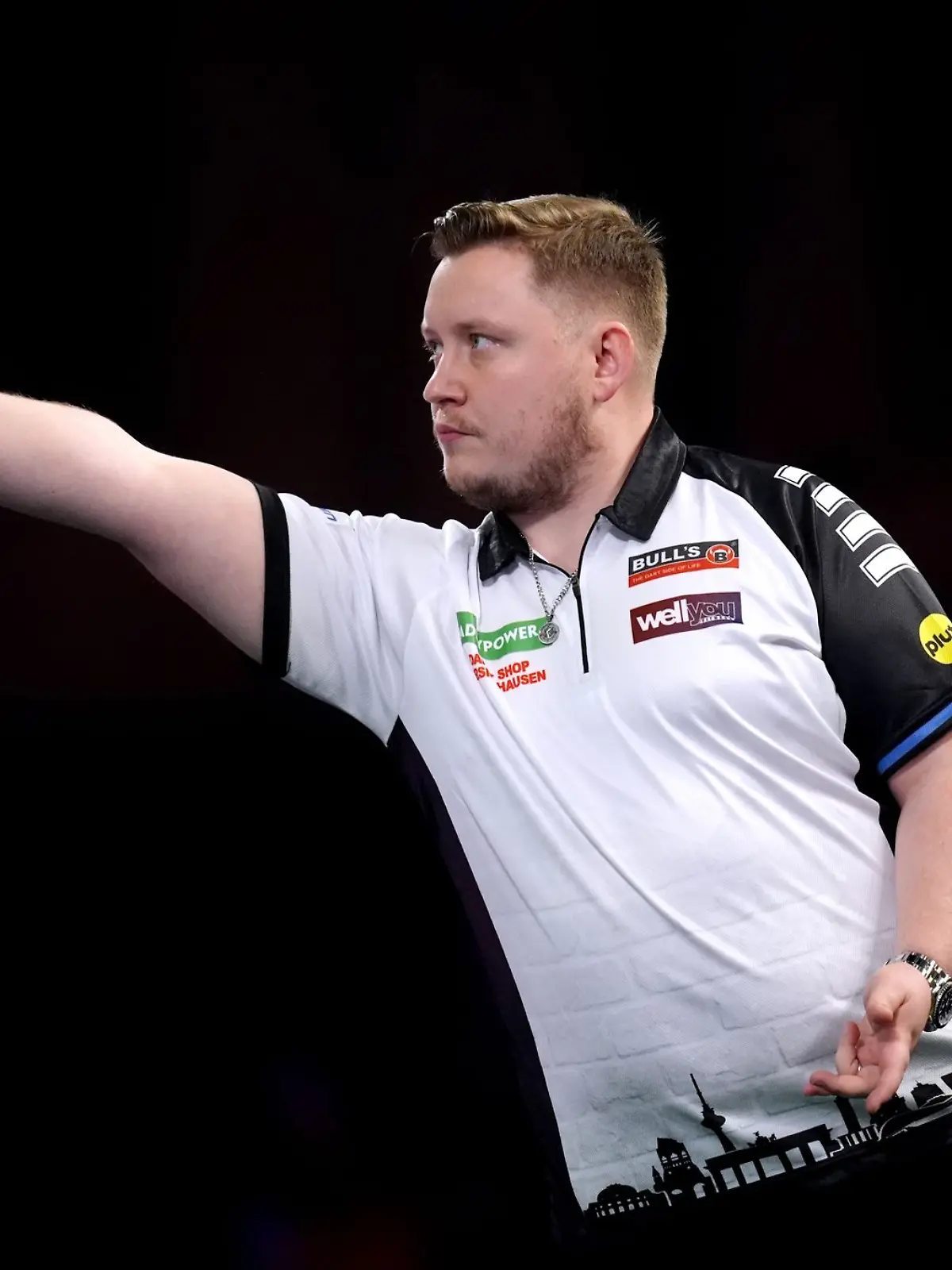 Bild zu: "Mentalcoach erklärt, wie Darts-Star Schindler seine Nervosität besiegt hat!"