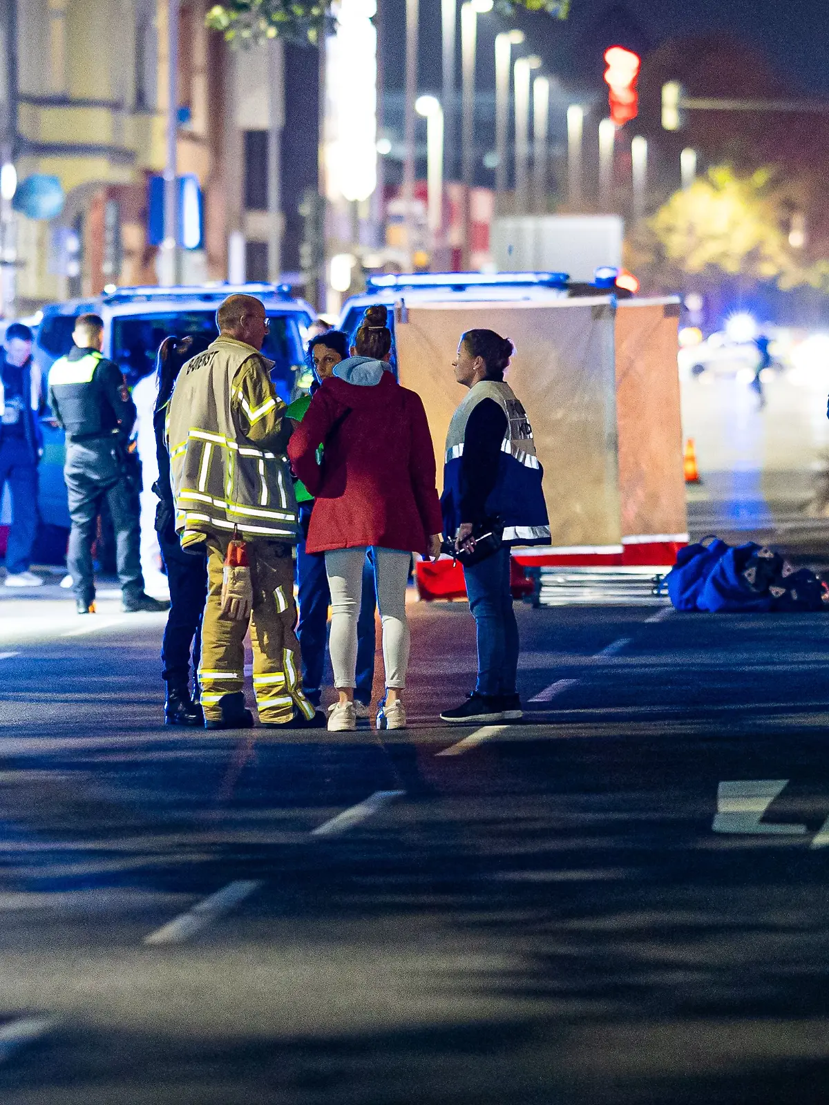 Bild zu: "Schüsse auf offener Straße! 27-Jähriger stirbt bei Auseinandersetzung"