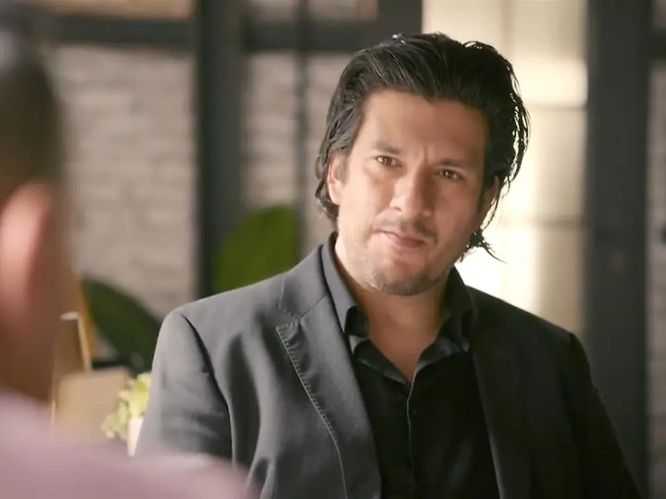 AWZ-Folge vom 24.10.25 auf RTL+: Maximilian lässt sich von Kilian zu einem windigen Deal überreden