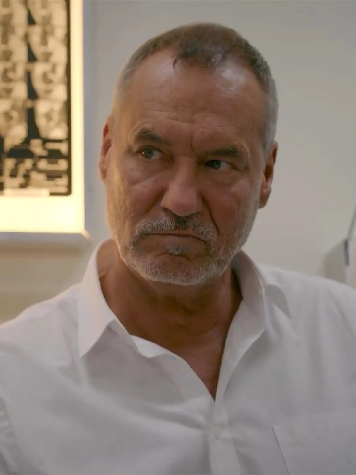 AWZ: Richard wird von Vanessa über die Operation aufgeklärt