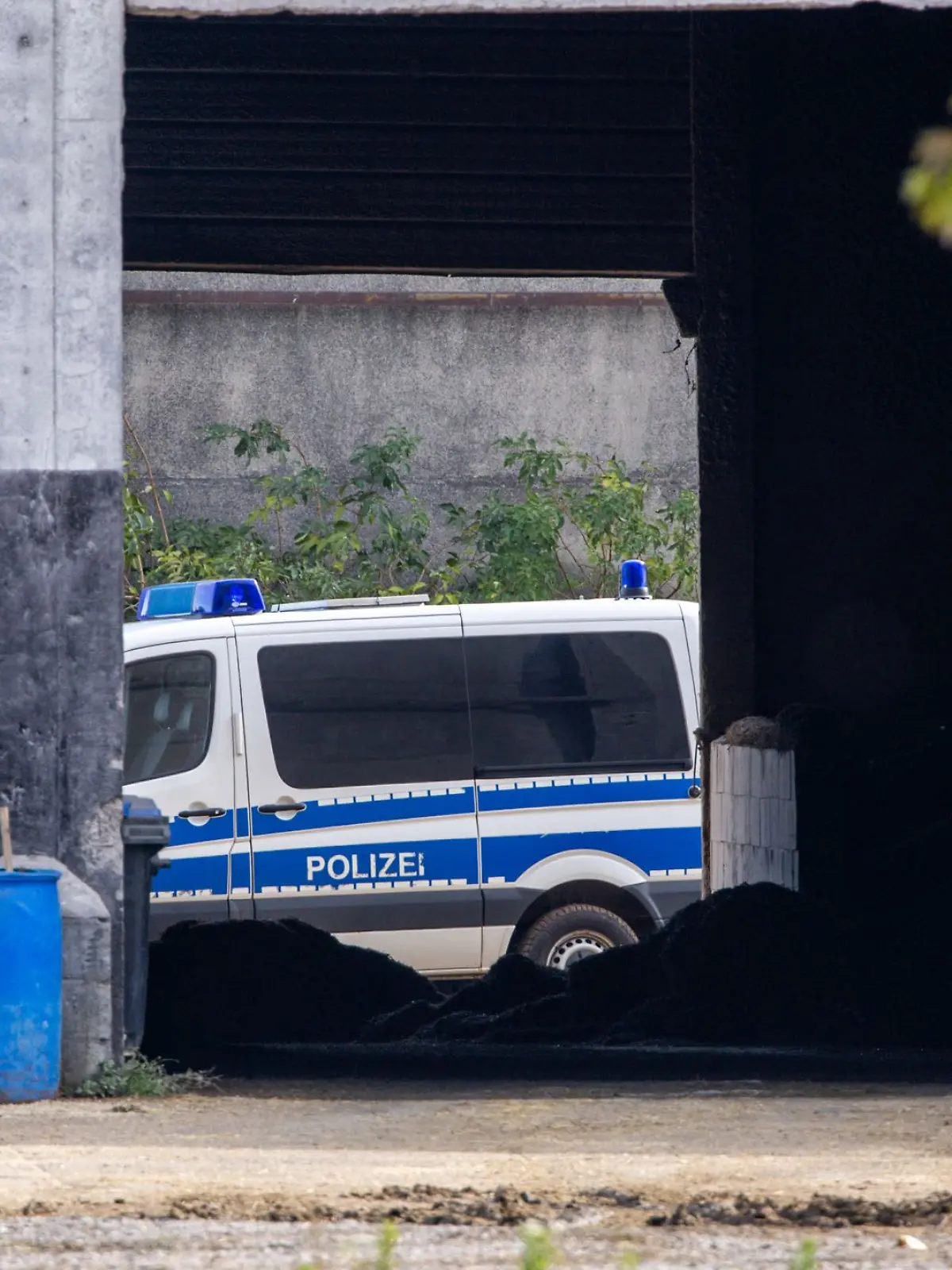 Bild zu: "Nach Fabians Tod durchsucht die Polizei eine Mülldeponie"