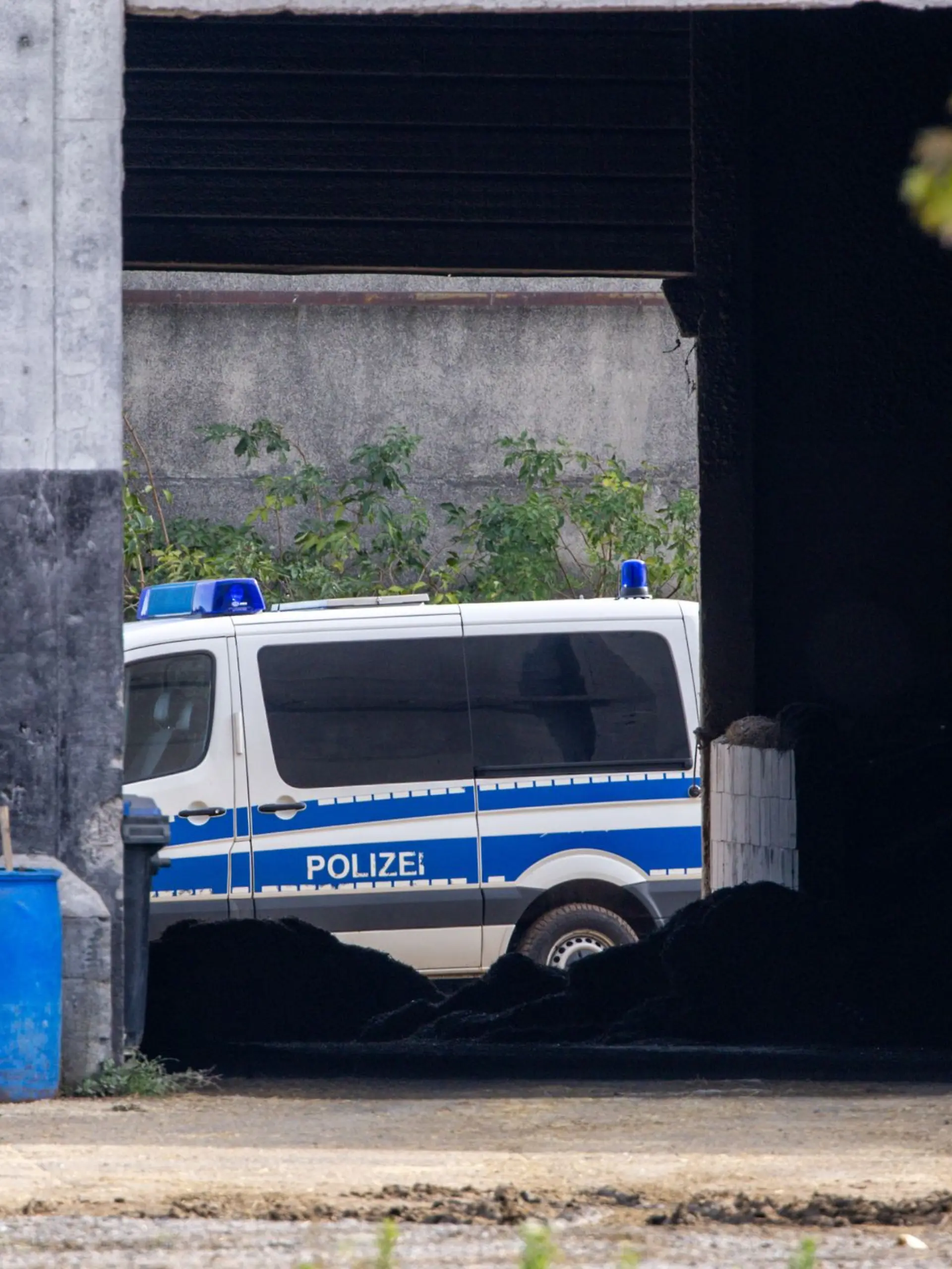 Bild zu: "Nach Fabians Tod durchsucht die Polizei eine Mülldeponie"
