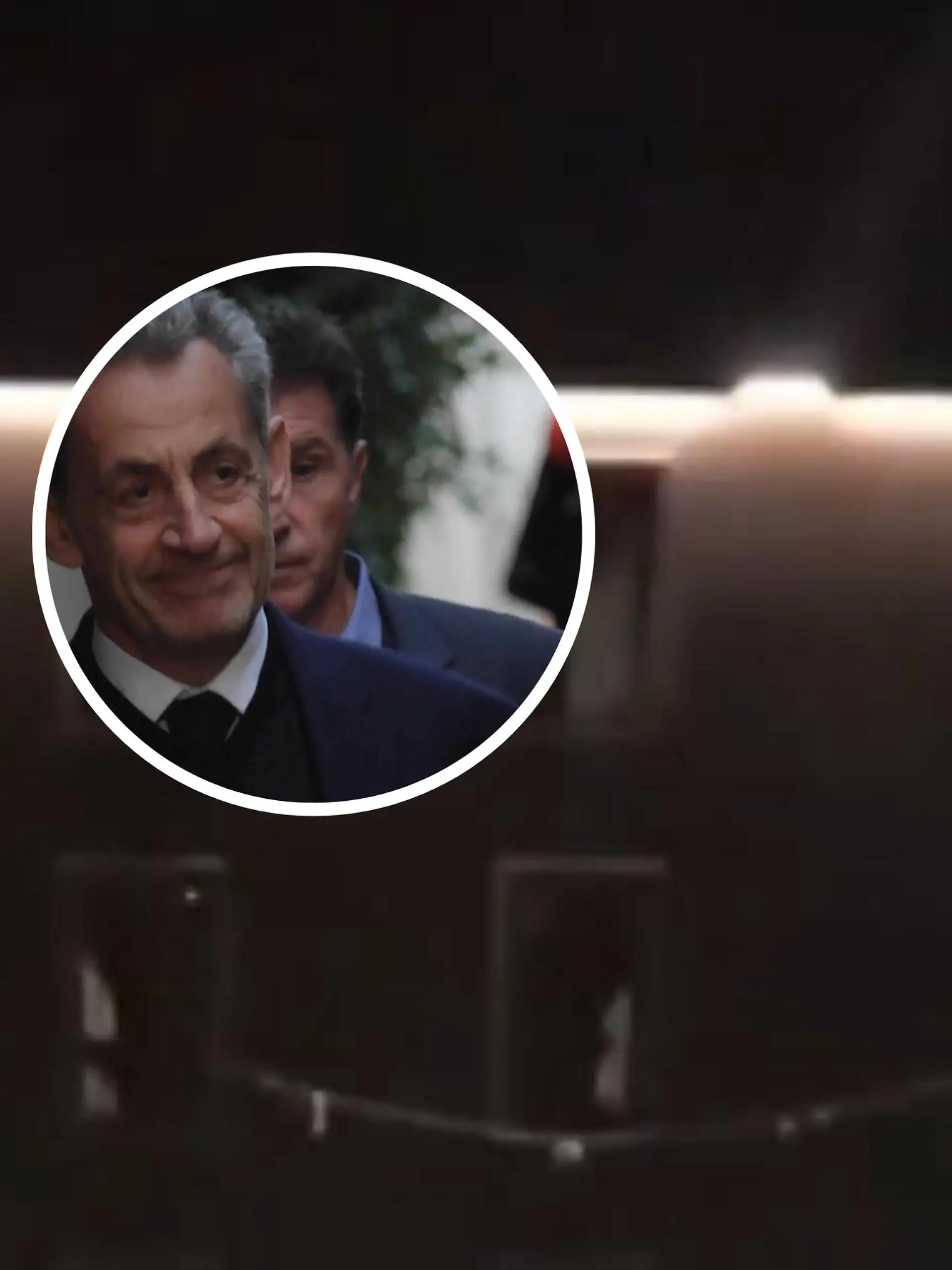 Bild zu: "Sarkozys erste Nacht im Knast! Mithäftlinge bedrohen Frankreichs Ex-Präsident"