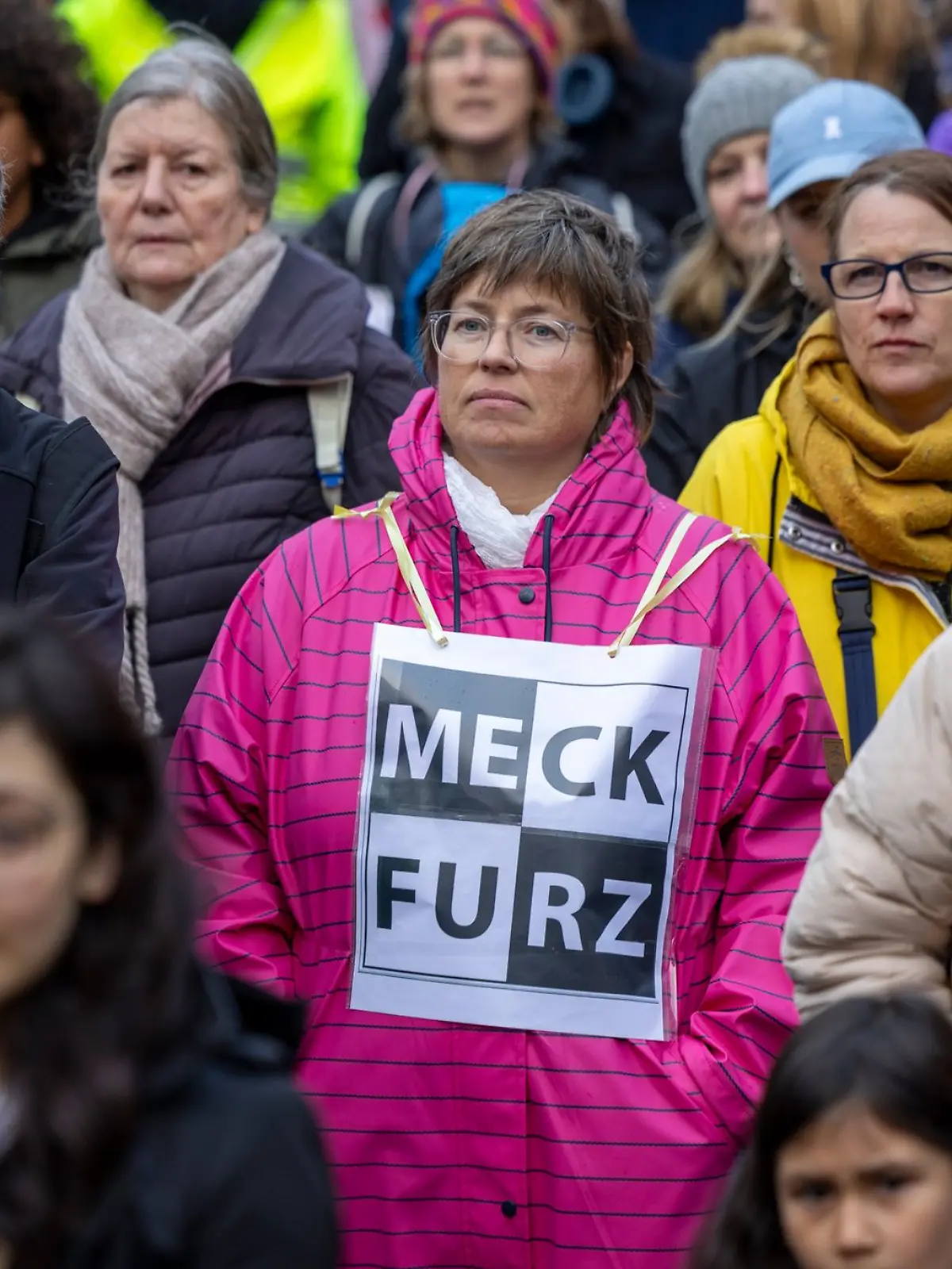 Bild zu: "Proteste gegen Merz"