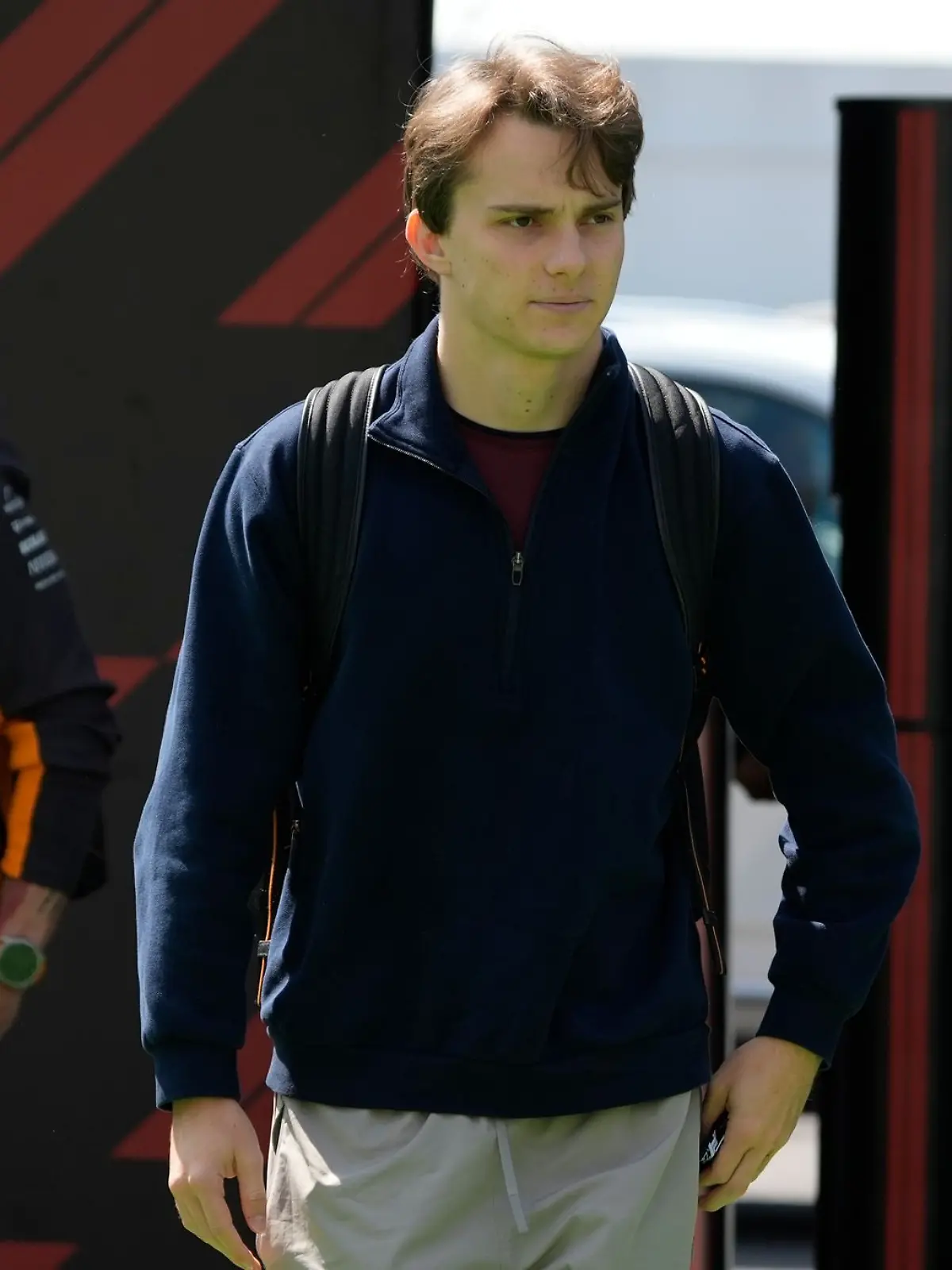 Bild zu: "WM-Spitzenreiter Piastri: Keine Gedanken an Verstappen"