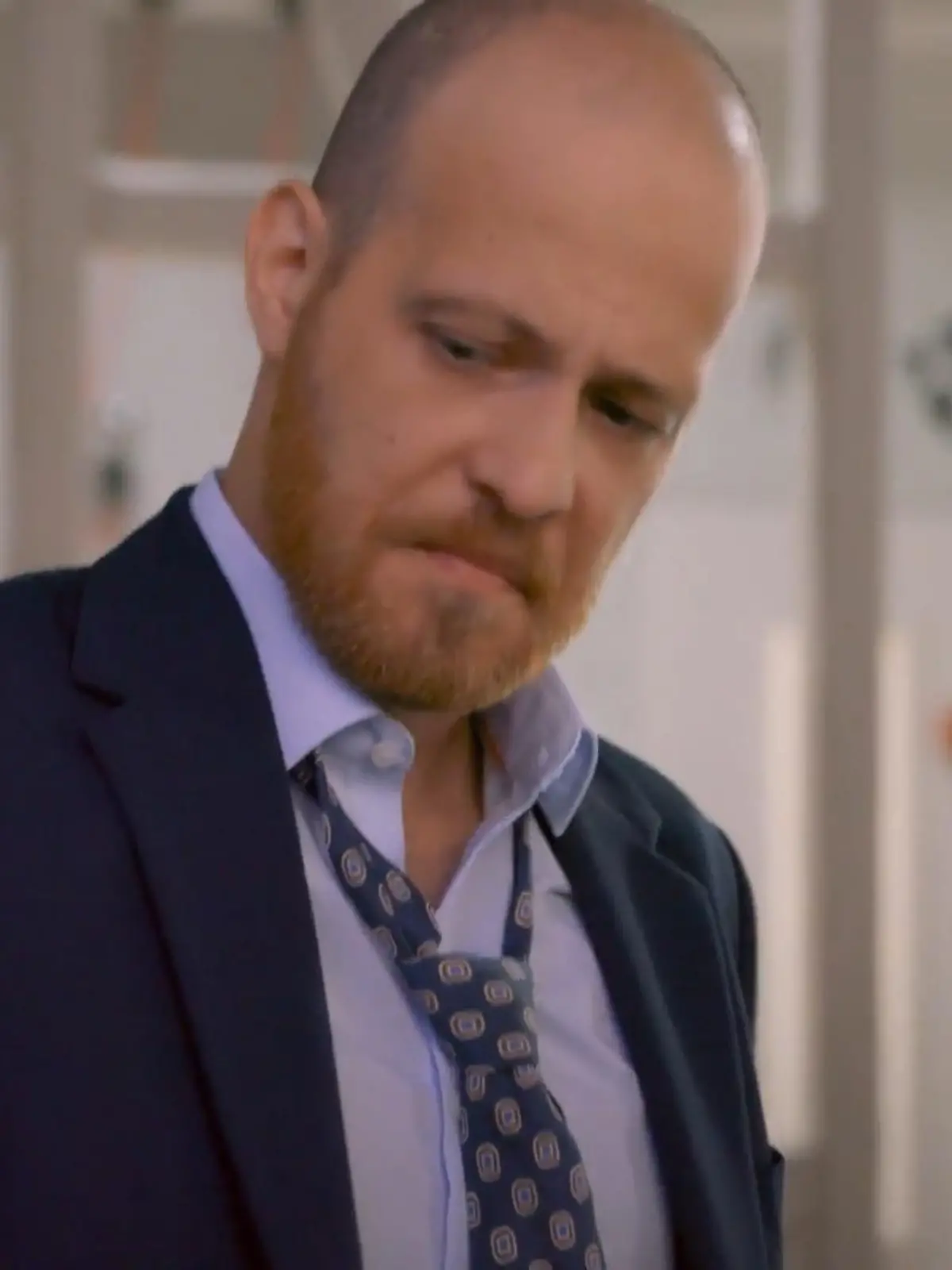 Unter uns: Tobias gesteht sich ein, einsam zu sein