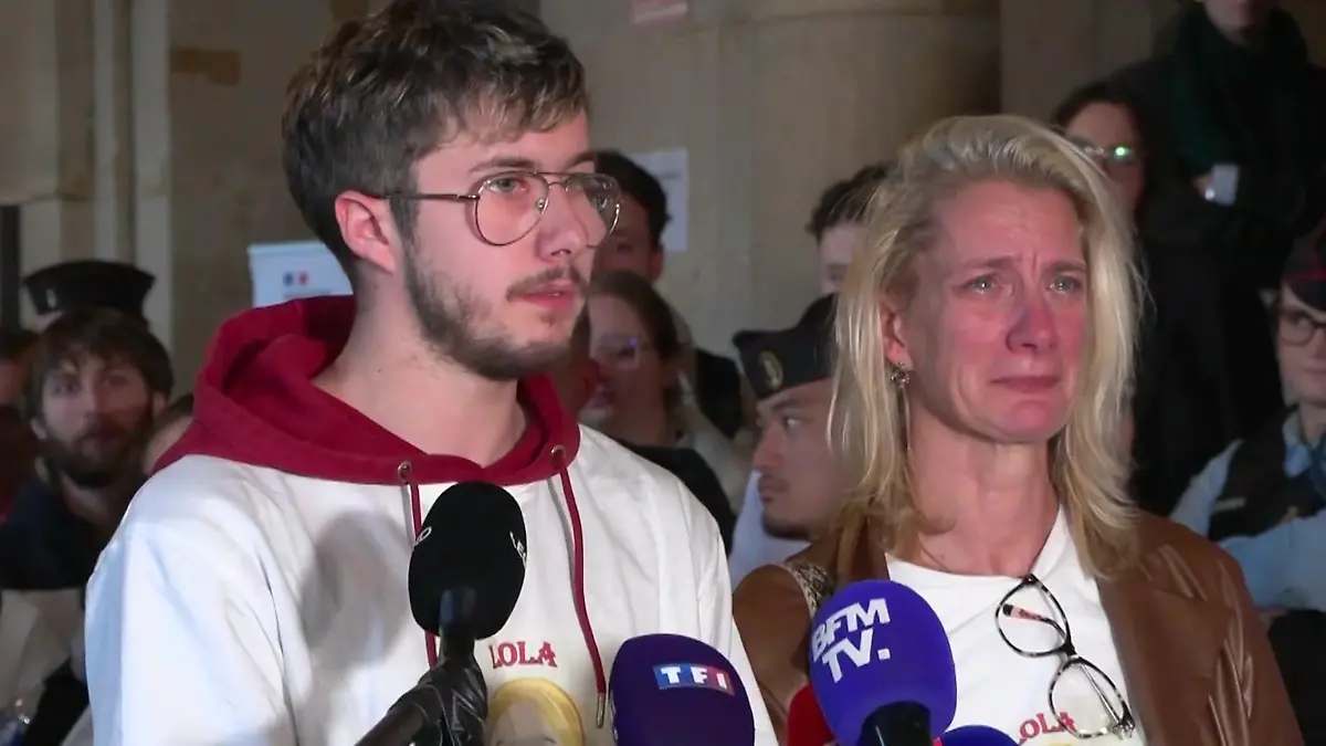Grausamer Mord an Lola (†12)! Familie bricht nach Urteil in Tränen aus Prozess in Paris