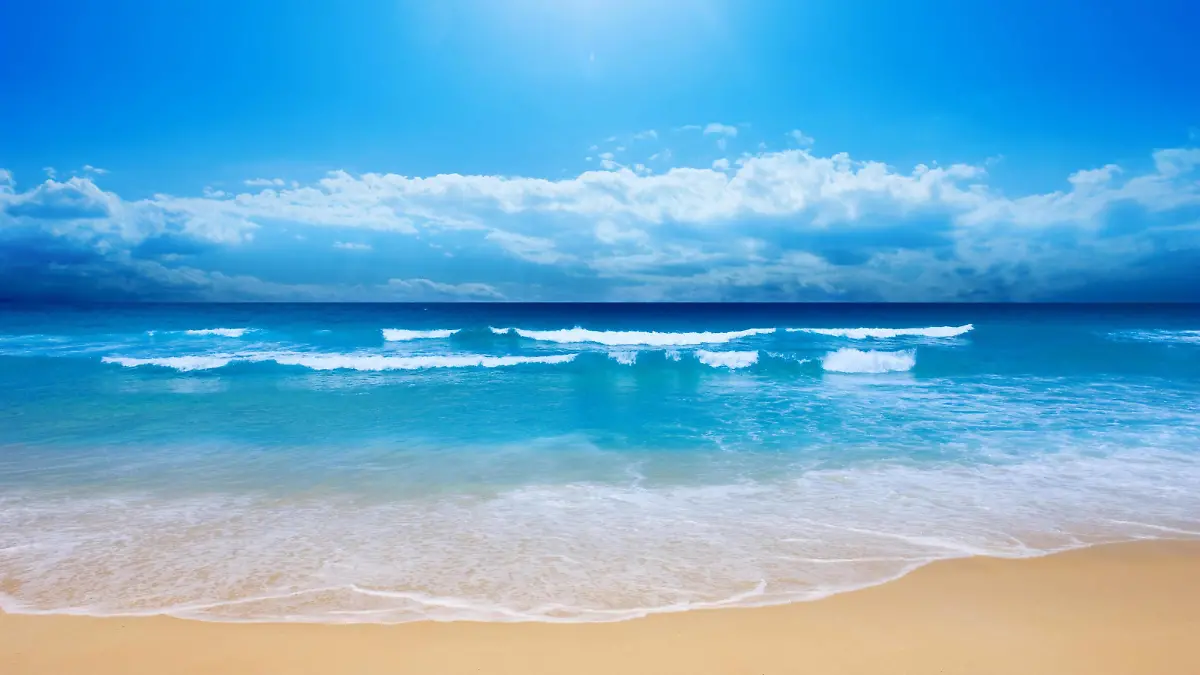  Gorgeous Beach in Summertime PUBLICATIONxINxGERxSUIxAUTxONLY Copyright: xkwestartx Panthermedia07099145