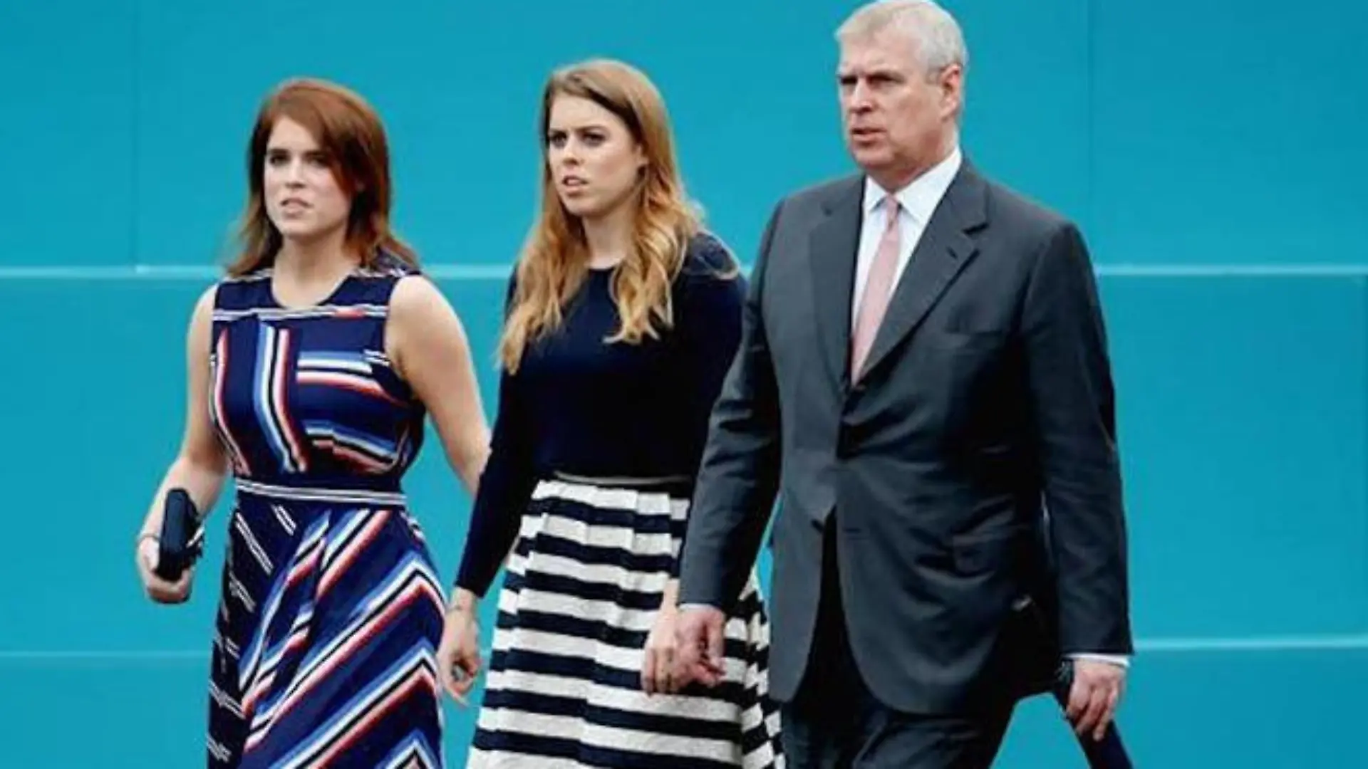 Prinz Andrew mit seinen Töchtern Beatrice und Eugenie
