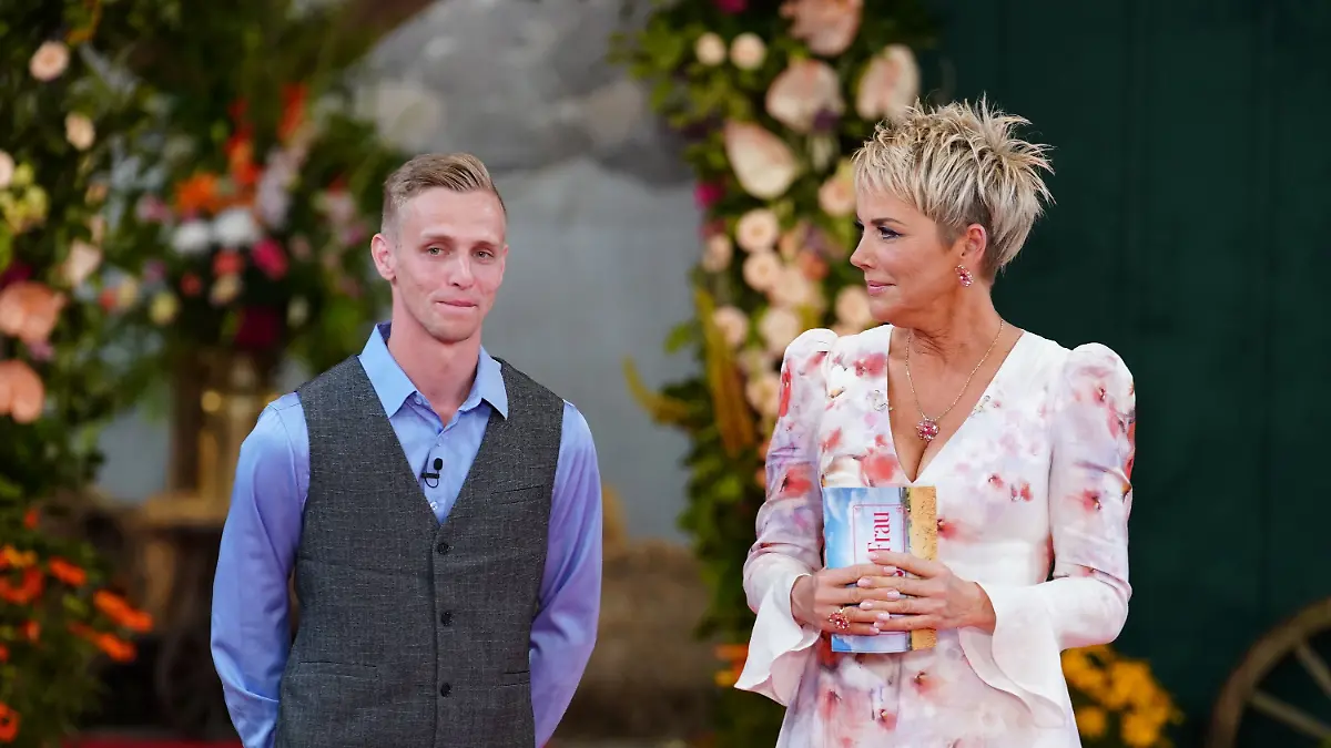 Inka Bause, Hobbybauer Christopher
