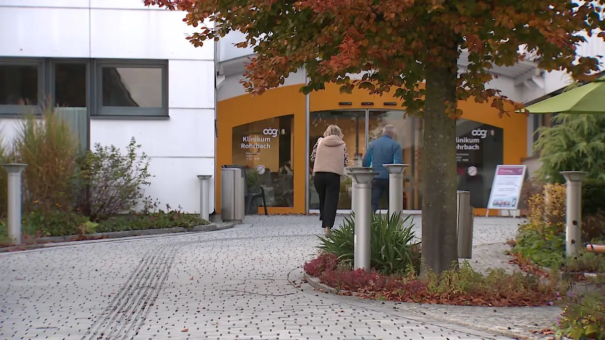 Hier kämpften Ärzte um ihr Leben – doch jede Minute verstrich ohne einen freien OP-Platz in einem Spezialkrankenhaus.