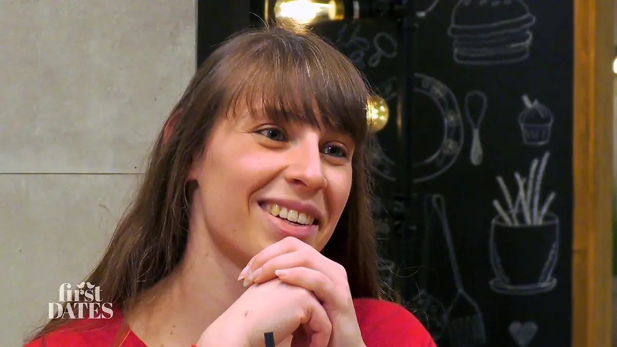 Hobby-Model Vanessa ist viel unterwegs Wie findet René das?