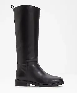 Klassische Stiefel in Schwarz