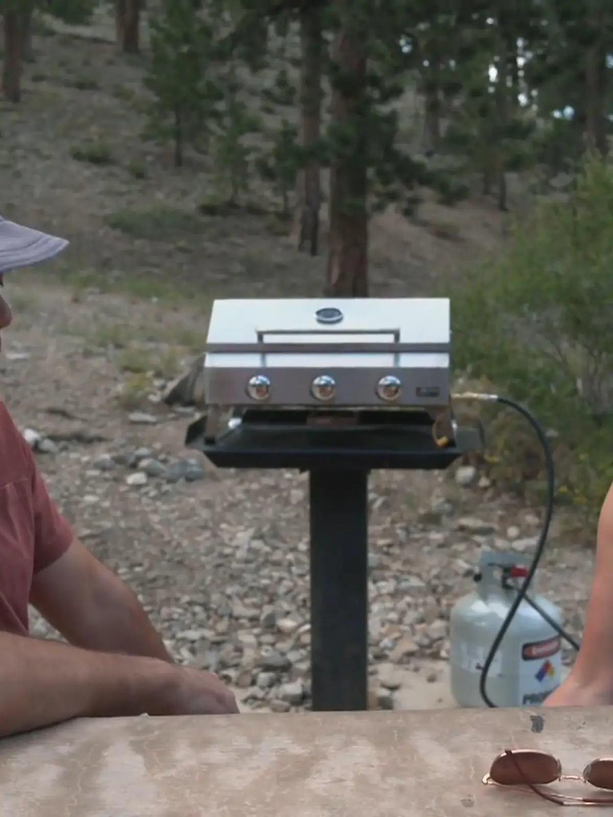 Bild zu: "Jeannine sucht die Aussprache mit Dan"