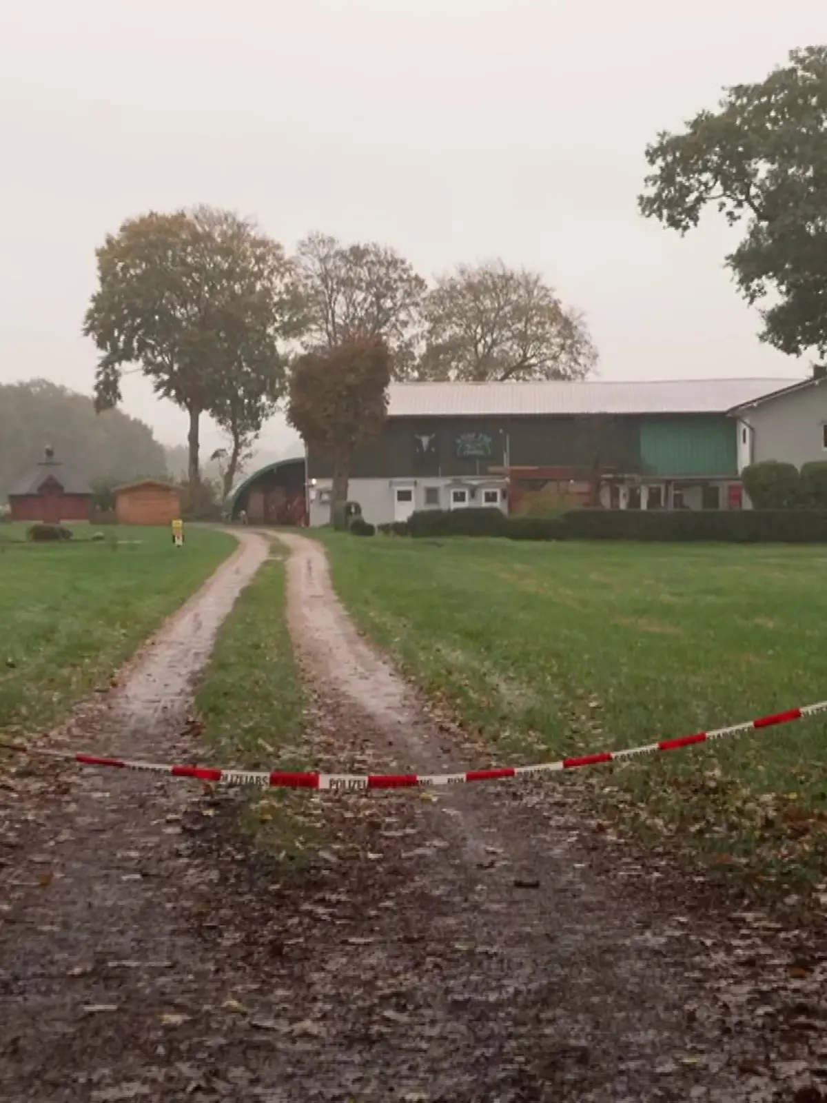 Bild zu: "Leiche von Campingplatzbetreiberin (65) gefunden - Verdächtiger gefasst"